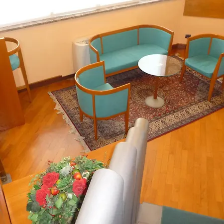 Hotel Cristallo 3*