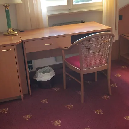 Cristallo 3* אודינה