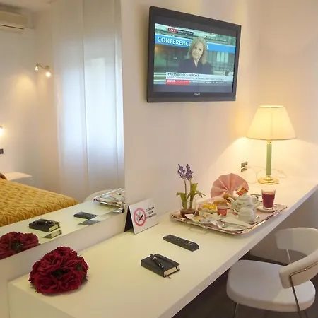 Hotel Cristallo 3*