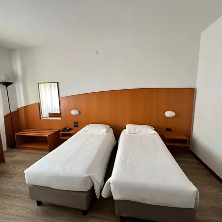 Cristallo Hotel 3*